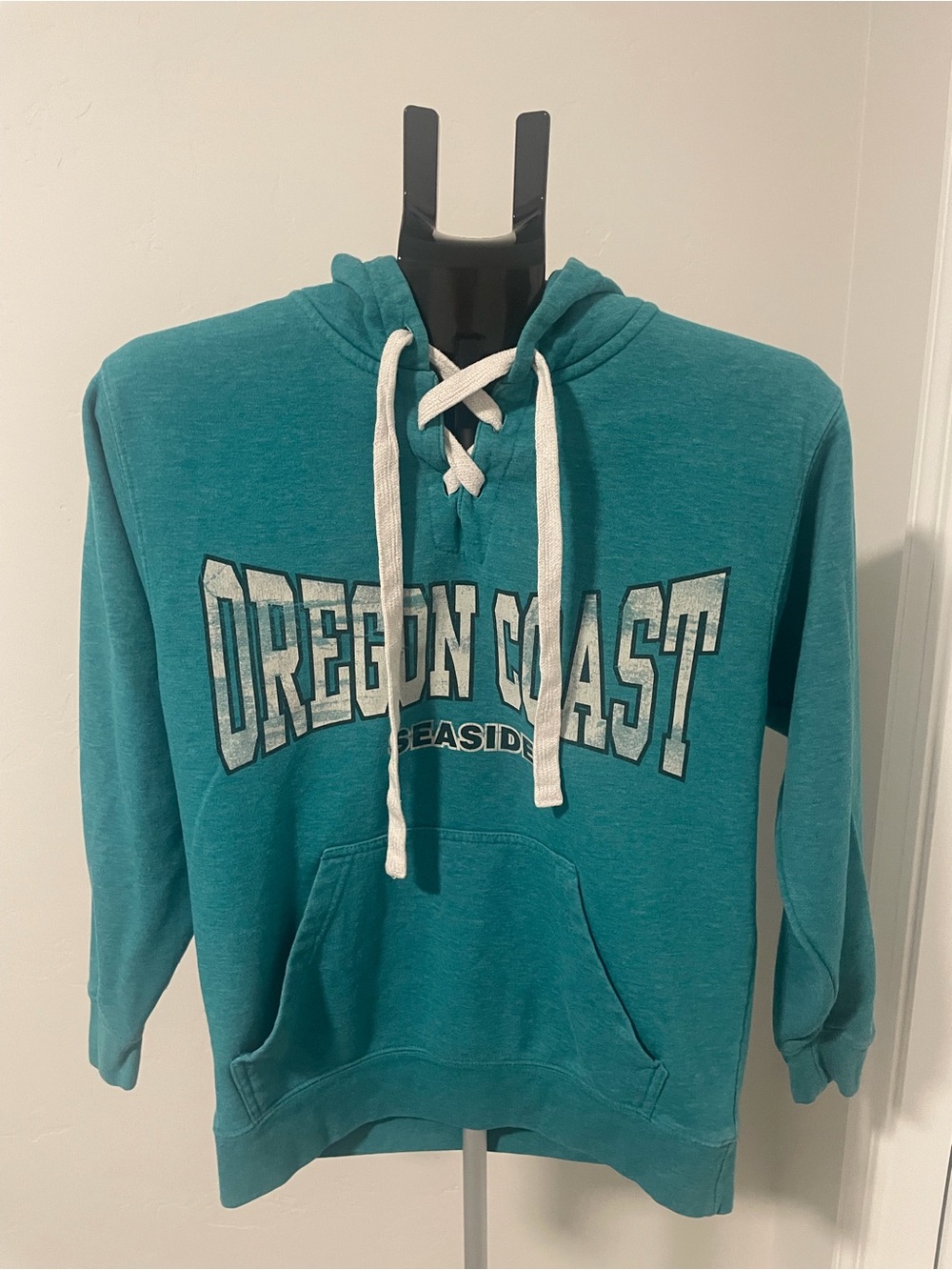 Retro Vision Apparel Oregon Coast Graphic Hoodie size small